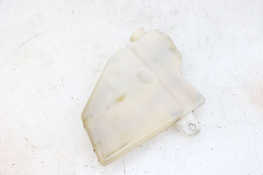 photo de EXPANSION TANK YAMAHA FJR ABS 1300 (2006 - 2012) - Technical close-up