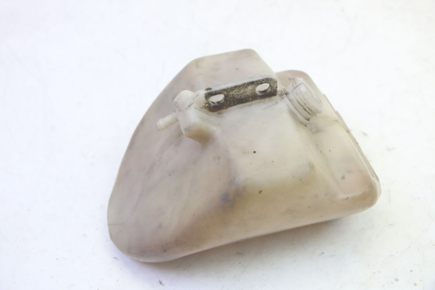 photo de COOLANT EXPANSION BOTTLE KAWASAKI GPZ RX 1000 (1986 - 1988) - Component detail