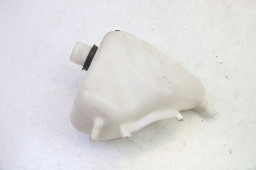 photo de COOLANT EXPANSION BOTTLE SYM GTS EVO 125 (2009 - 2013) - Component detail