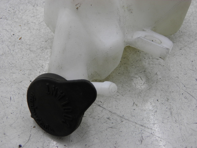 photo de COOLANT EXPANSION BOTTLE HONDA PCX (JF57/JF64) 125 (2014 - 2018)