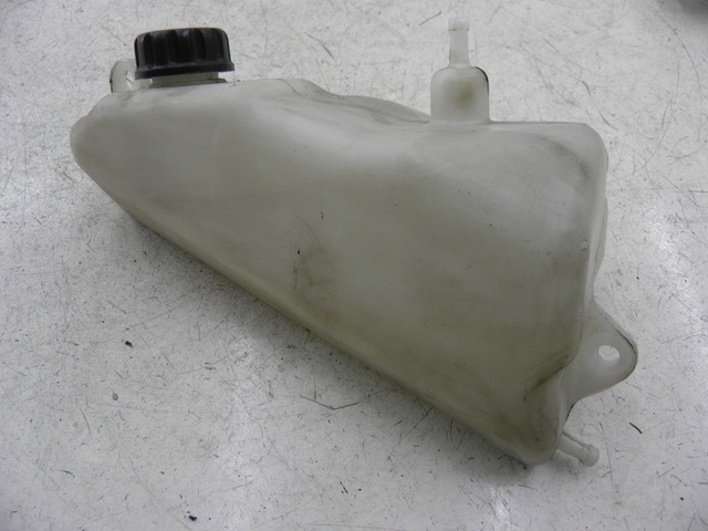 photo de COOLANT EXPANSION BOTTLE KAWASAKI ZZR 600 (1995 - 2004)
