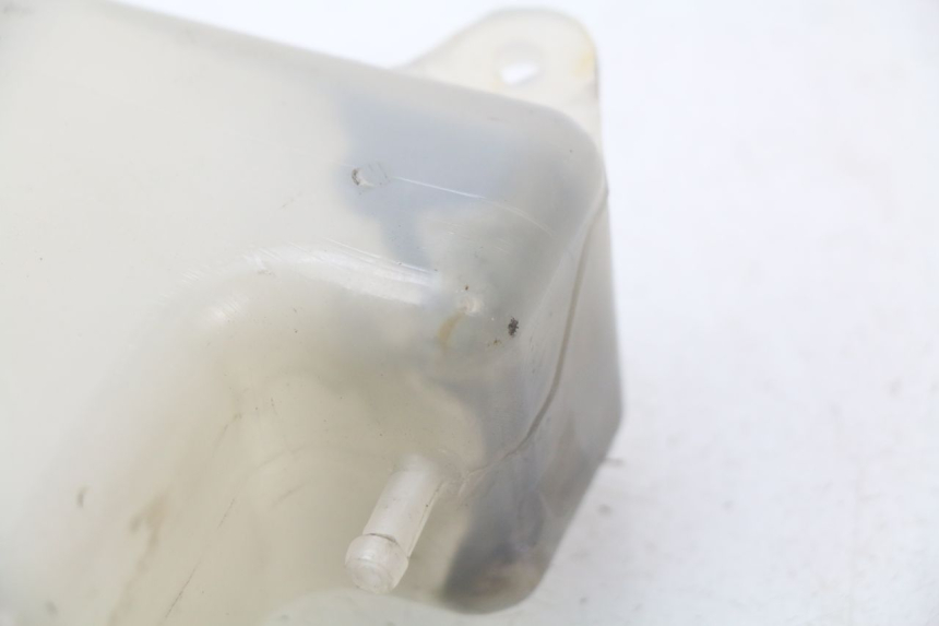 photo de COOLANT EXPANSION BOTTLE SUZUKI BURGMAN 125 (2007 - 2014)