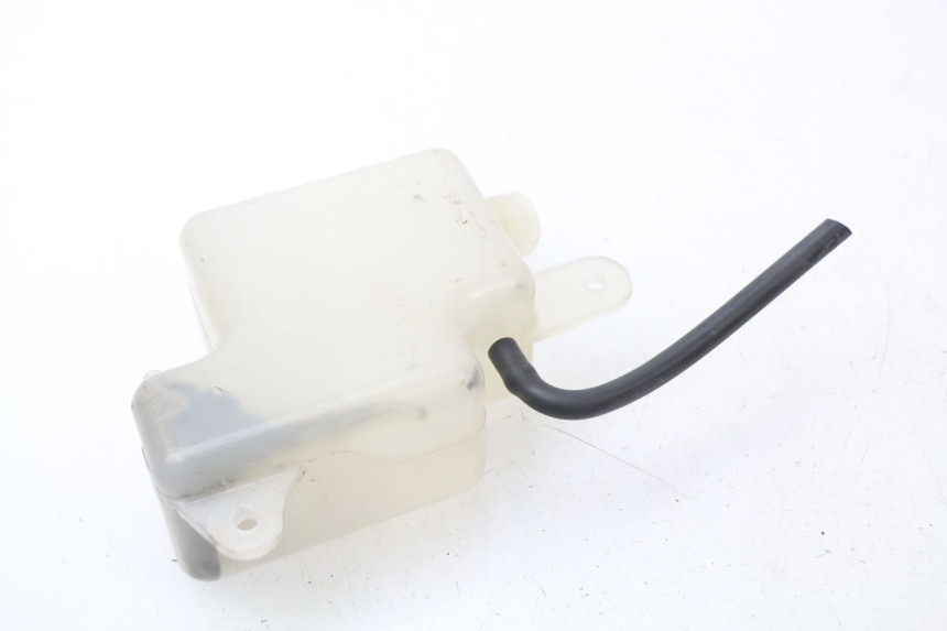 photo de COOLANT EXPANSION BOTTLE SUZUKI BURGMAN 125 (2007 - 2014)