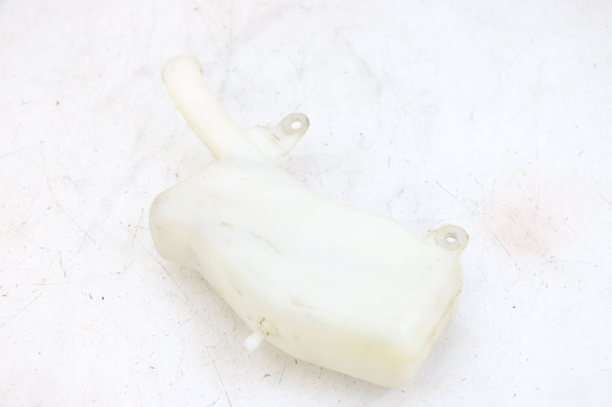 photo de COOLANT EXPANSION BOTTLE YAMAHA TZR 50 (2008 - 2016) - Alternative perspective