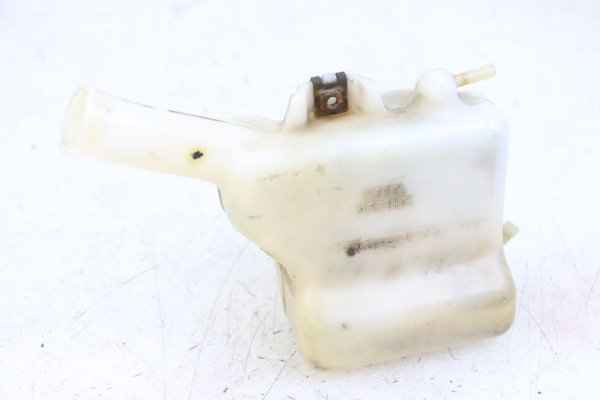 photo de COOLANT EXPANSION BOTTLE HONDA VT C2 SHADOW 750 (1997 - 2001)
