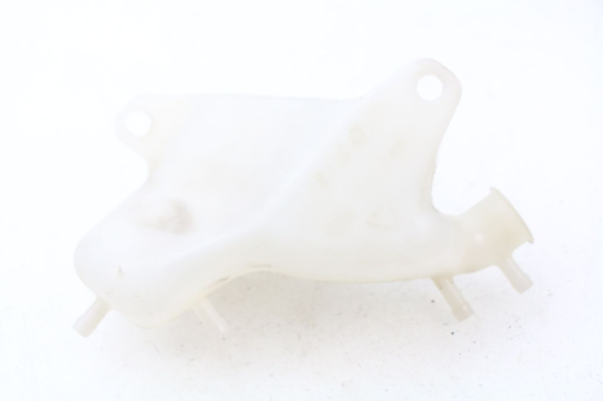 photo de COOLANT EXPANSION BOTTLE YAMAHA XMAX X-MAX ABS 125 (2014 - 2016) - Technical close-up