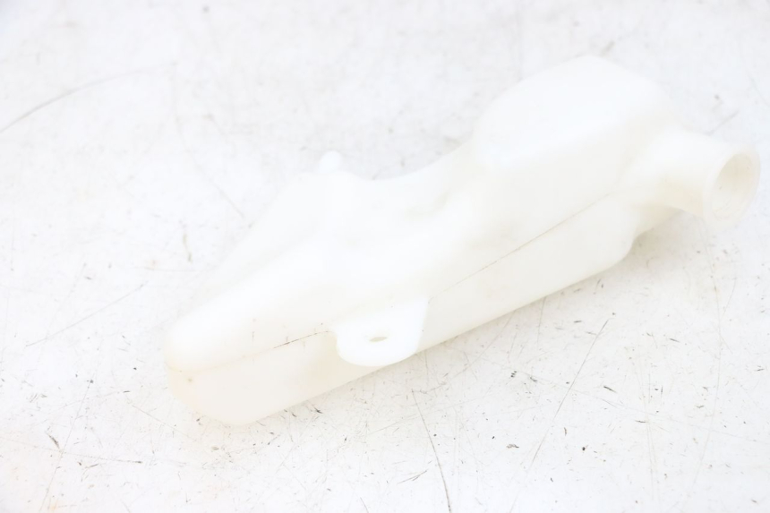 photo de EXPANSION TANK YAMAHA XMAX X-MAX 125 (2006 - 2009) - Technical close-up
