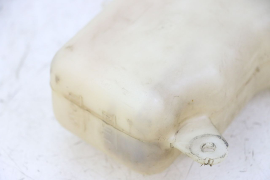 photo de COOLANT EXPANSION BOTTLE YAMAHA TZR 50 (2008 - 2016)
