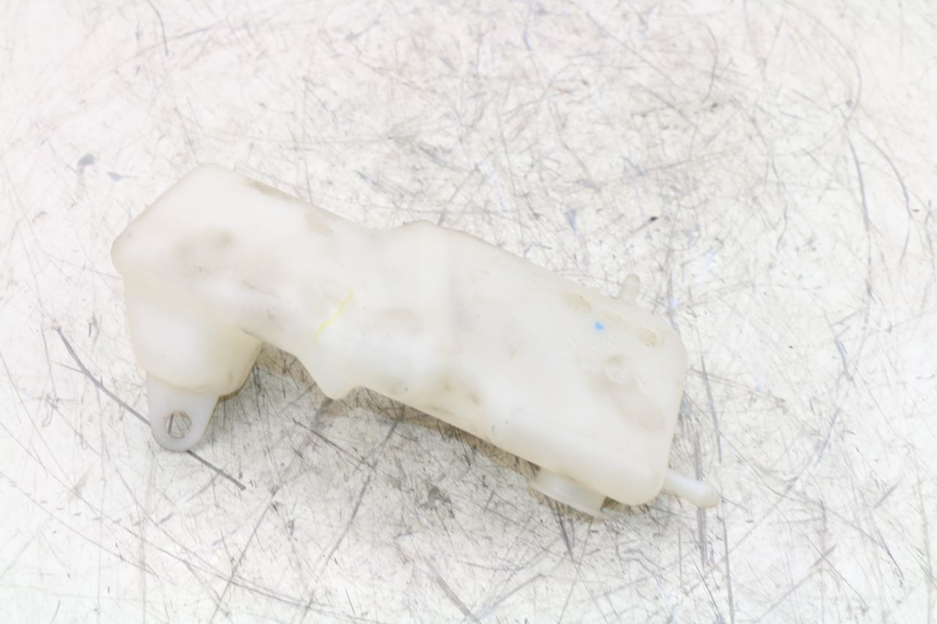 photo de COOLANT EXPANSION BOTTLE YAMAHA YP MAJESTY ABS 400 (2007 - 2009)