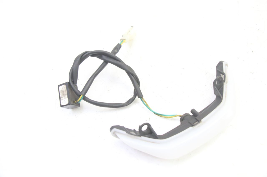 photo de POSITION LIGHT PEUGEOT KISBEE 4T 50 (2018 - 2022)