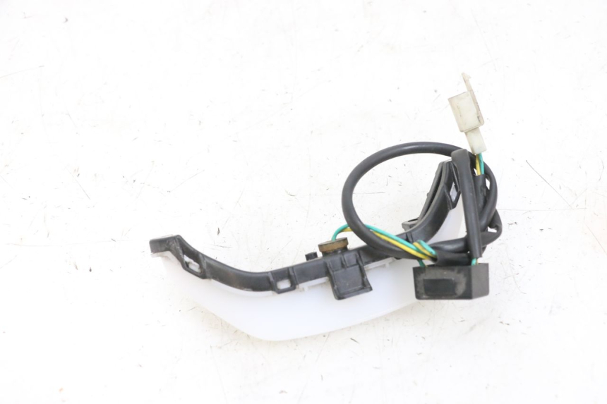 photo de POSITION LIGHT PEUGEOT KISBEE 4T 50 (2018 - 2022) - Zoom on usage condition