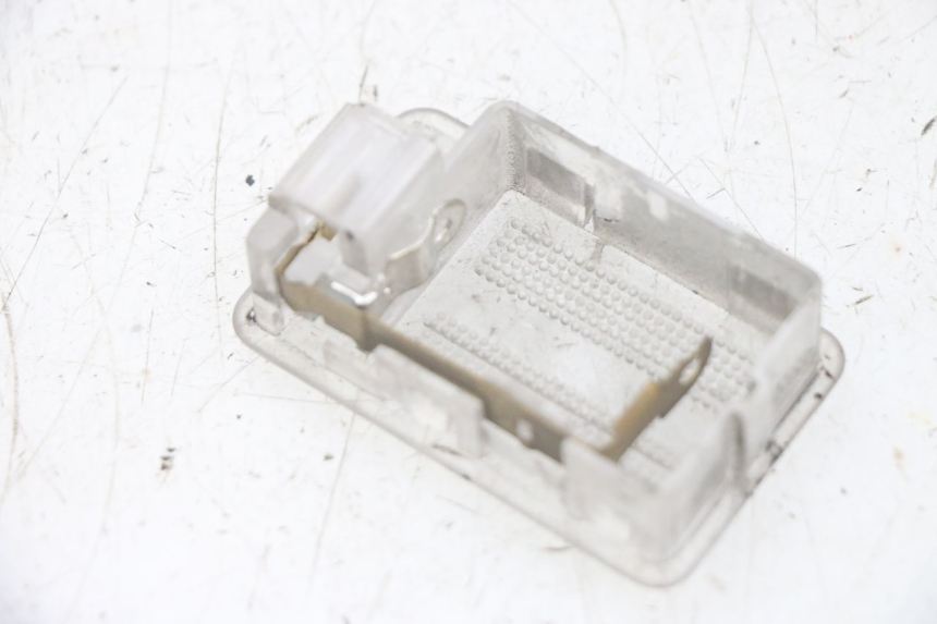 photo de PILOT LIGHT PIAGGIO MP3 HPE 300 (2019 - 2026) - Zoom on usage condition