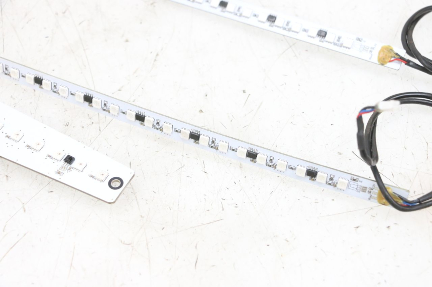 photo de PILOT LIGHT DUALTRON VICTOR LIMITED 1