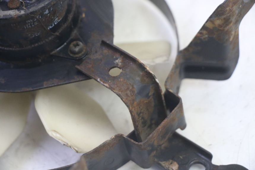 photo de FAN KAWASAKI GPX R WARBIRD 600 (1988 - 1993) - Fixing points details