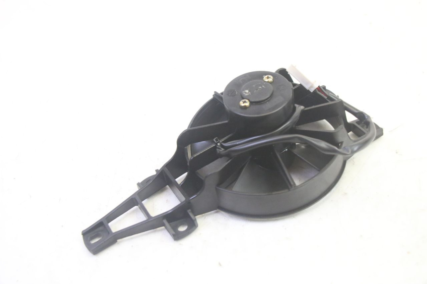 photo de FAN PIAGGIO MP3 RL 250 (2007 - 2010) - Zoom on usage condition