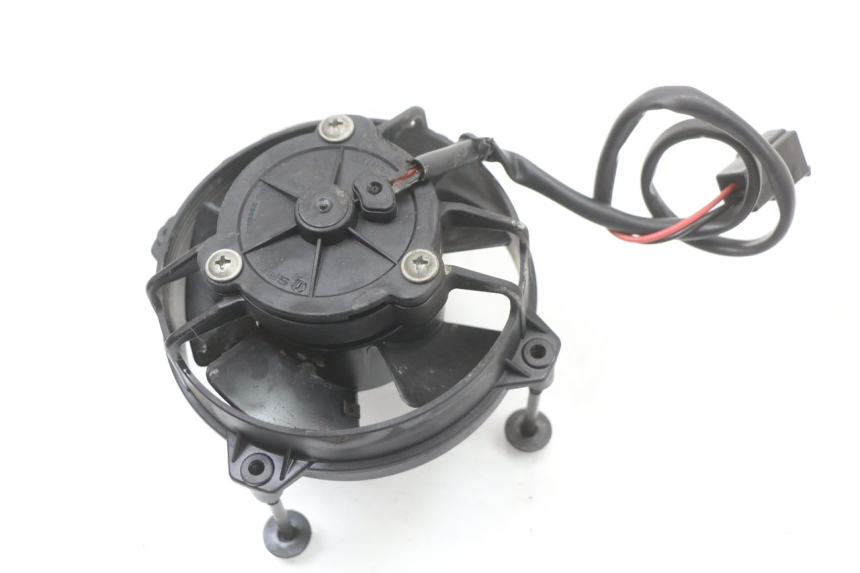 photo de FAN SUZUKI UH BURGMAN 125 (2002 - 2006)