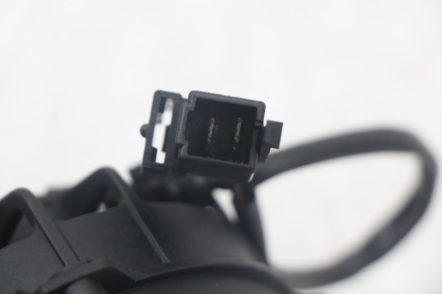 photo de FAN YAMAHA XMAX X-MAX 125 (2006 - 2009) - Alternative perspective