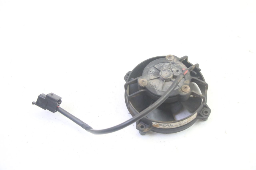 photo de FAN YAMAHA XMAX X-MAX 125 (2006 - 2009) - Zoom on usage condition