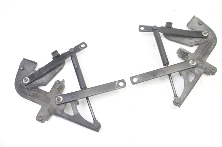 photo de UNDERSEAT ROD SHOCK PEUGEOT SATELIS 125 (2013 - 2018)