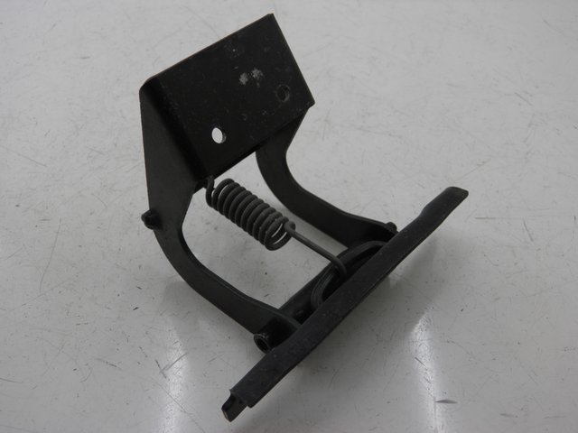 photo de SEAT ROD SHOCK  PEUGEOT JET FORCE CARBU 50 (2003 - 2016)