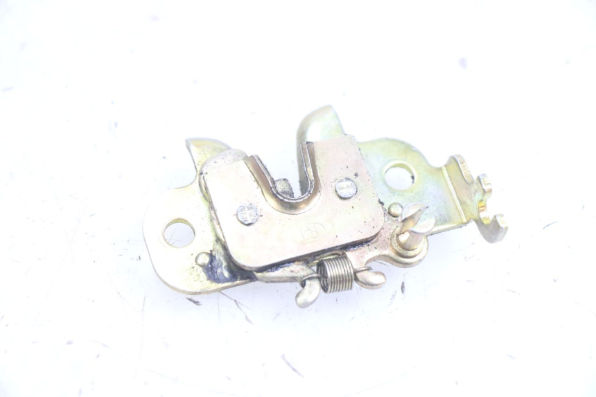 photo de SEAT LOCK PEUGEOT SPEEDFIGHT 4 4T 50 (2015 - 2019)