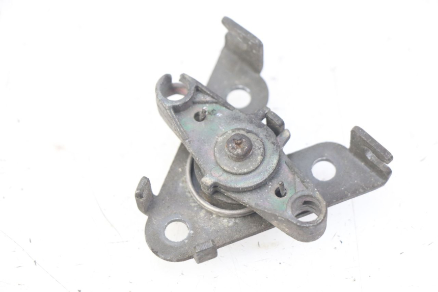 photo de LOCKING MECHANISM COVER PEUGEOT DJANGO 2T 50 (2014 - 2019)