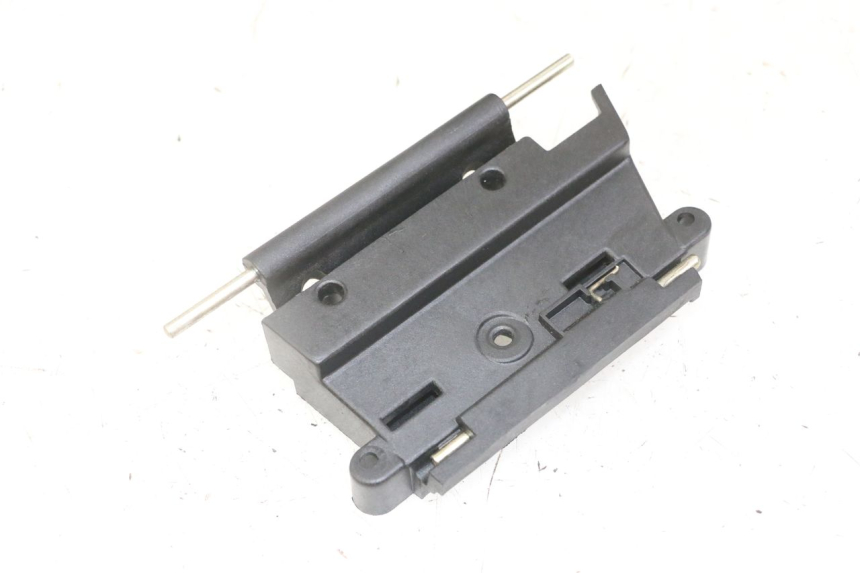 photo de LOCKING MECHANISM COVER PEUGEOT VIVACITY NEW 2T 50 (2008 - 2017)
