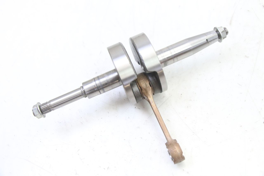 photo de CRANKSHAFT PEUGEOT KISBEE 2T 50 (2018 - 2022)