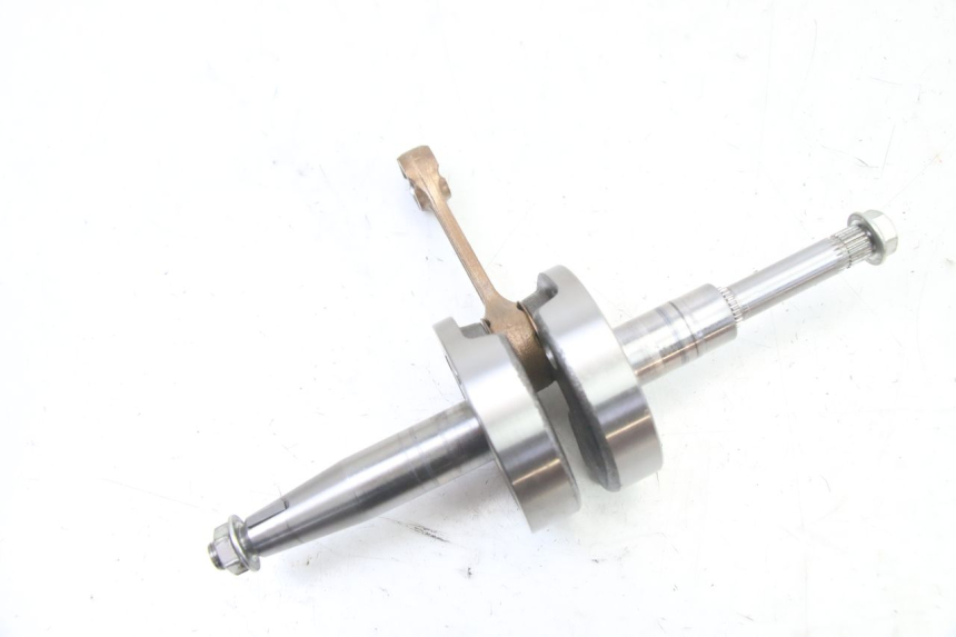 photo de CRANKSHAFT PEUGEOT KISBEE 2T 50 (2018 - 2022)