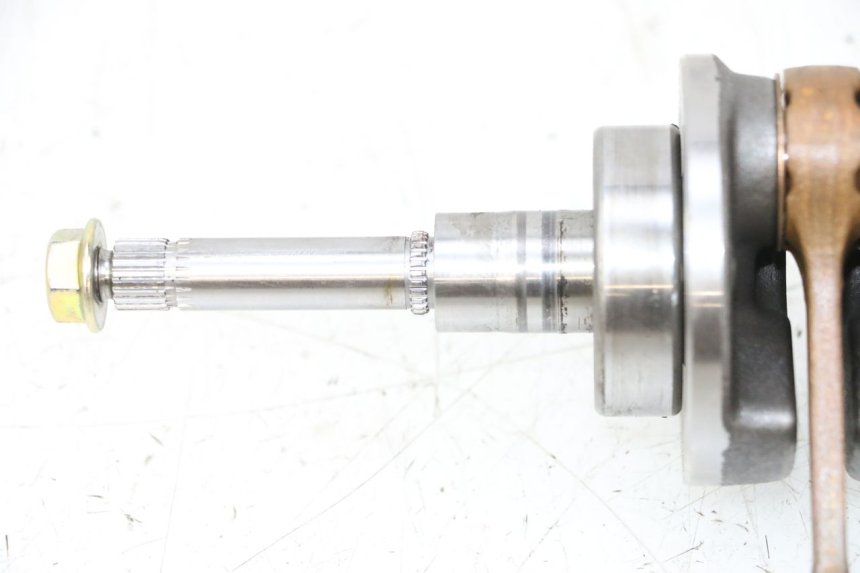 photo de CRANKSHAFT PEUGEOT KISBEE 2T 50 (2010 - 2017) - Fixing points details