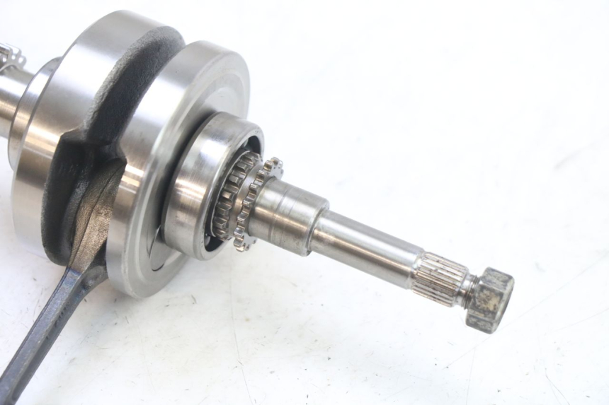 photo de CRANKSHAFT PEUGEOT KISBEE 4T 50 (2018 - 2022)