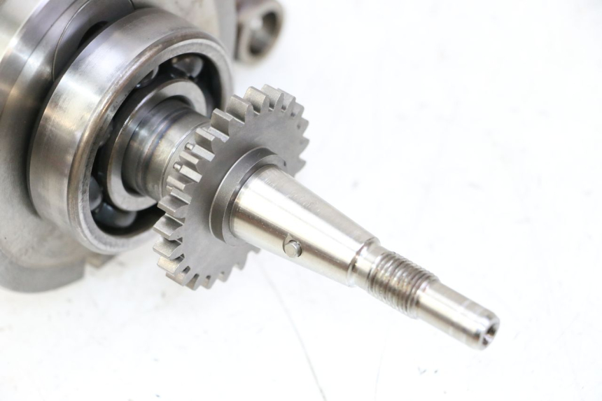 photo de CRANKSHAFT PEUGEOT SATELIS 125 (2010 - 2012)