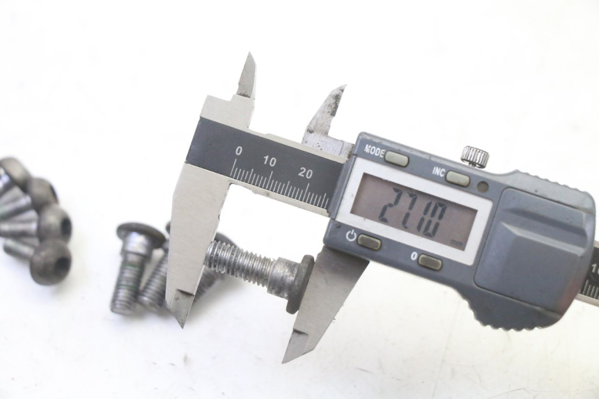 photo de BRAKE DISC BOLT HONDA CBR RR FIREBLADE 900 (1992 - 1994)