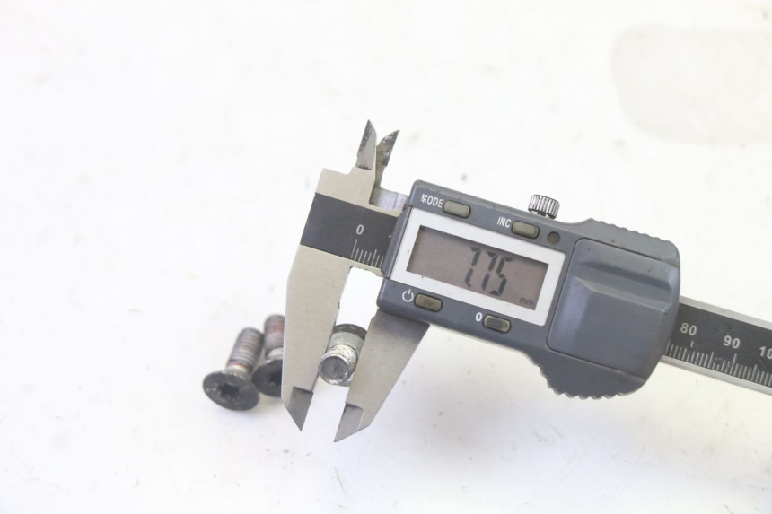 photo de BRAKE DISC BOLT PEUGEOT CITYSTAR 50 (2013 - 2017)