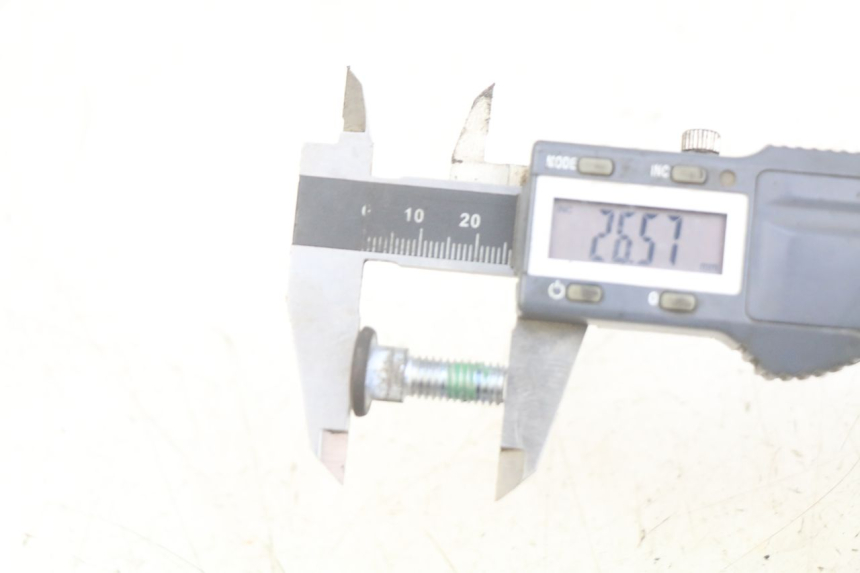 photo de BRAKE DISC BOLT HONDA FES PANTHEON 125 (2003 - 2007)