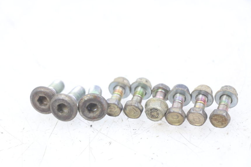 photo de BRAKE DISC BOLT HONDA CR 125 (1995 - 1997)