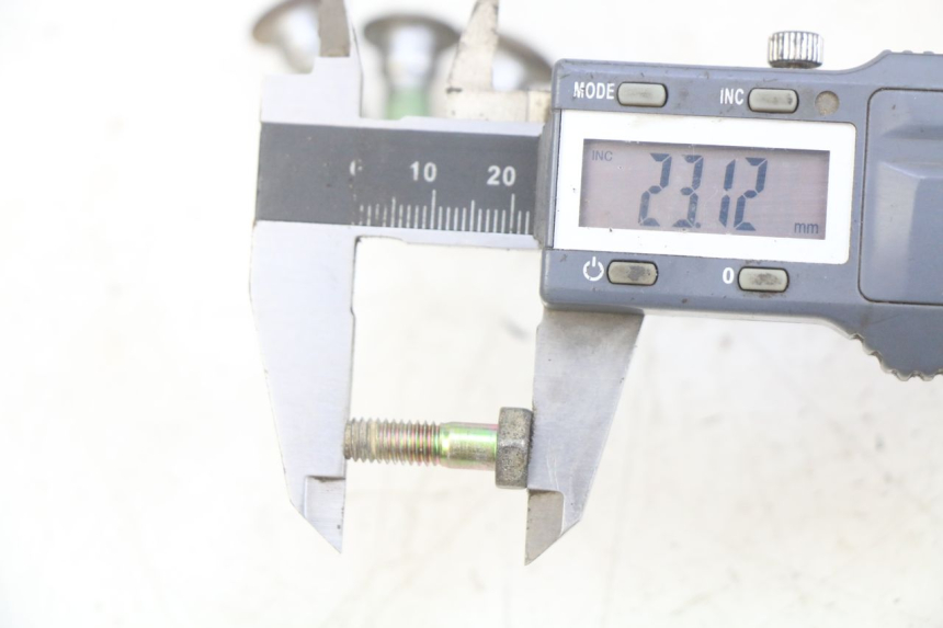 photo de BRAKE DISC BOLT HONDA CR 125 (1995 - 1997)