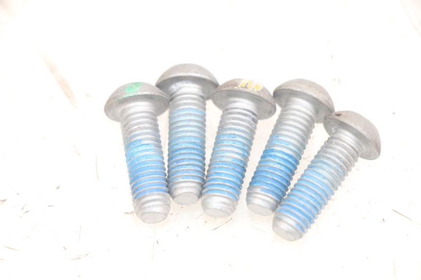 photo de BRAKE DISC BOLT PIAGGIO MEDLEY 125 (2016 - 2023)