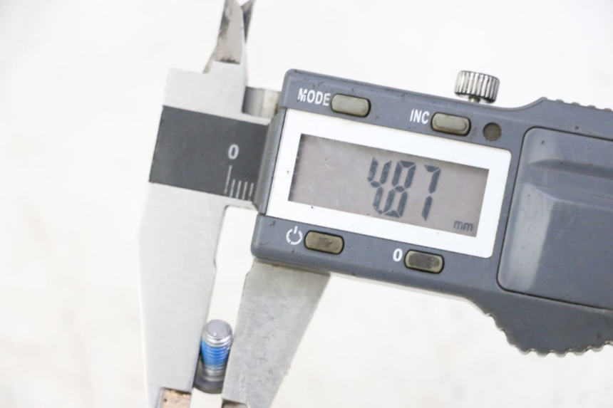 photo de BRAKE DISC BOLT XIAOMI MI PRO 2 1