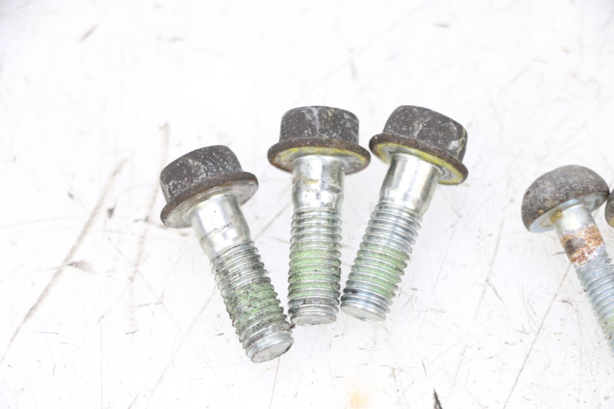 photo de BRAKE DISC BOLT HONDA NSR R 125 (1994 - 2003) - Fixing points details