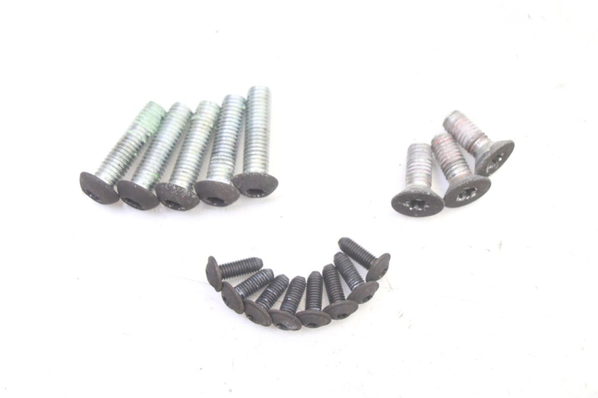 photo de BRAKE DISC BOLT PEUGEOT SATELIS 125 (2013 - 2018)
