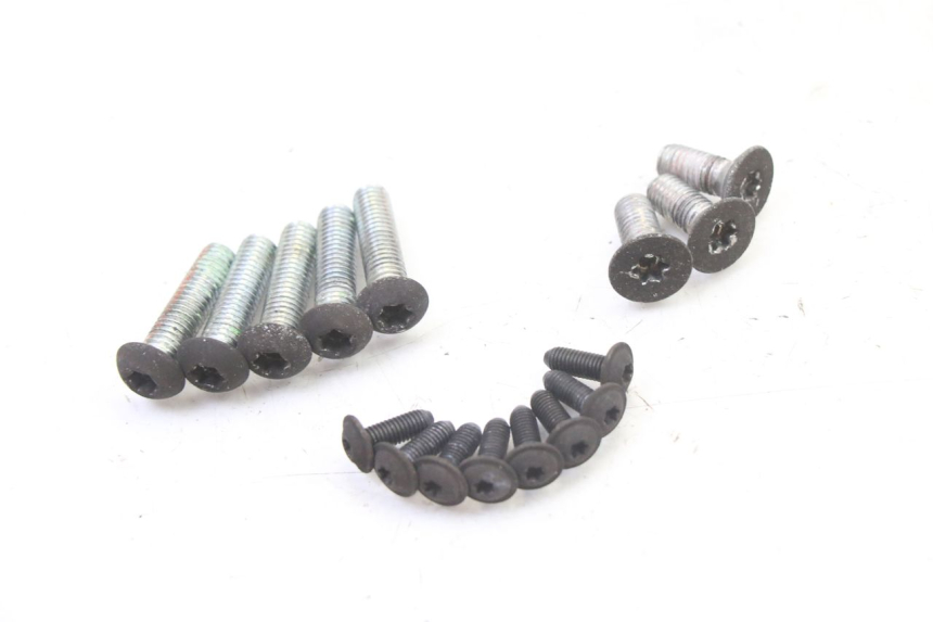 photo de BRAKE DISC BOLT PEUGEOT SATELIS 125 (2013 - 2018)