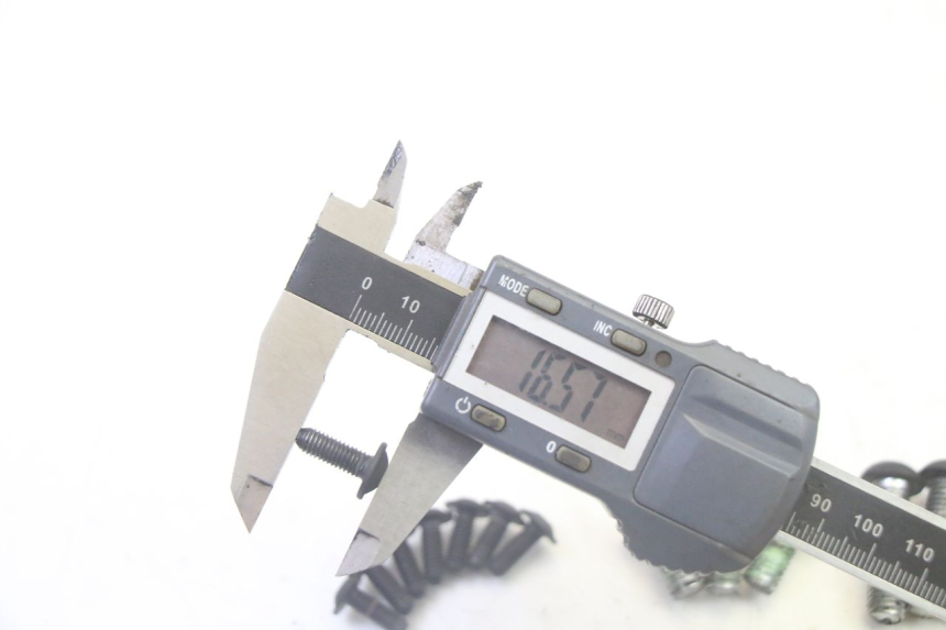 photo de BRAKE DISC BOLT PEUGEOT SATELIS 125 (2013 - 2018)