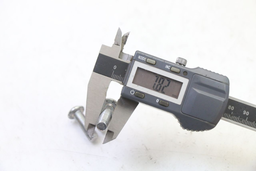 photo de BRAKE DISC BOLT PEUGEOT STREETZONE I NAKED 2T 50 (2018 - 2020)