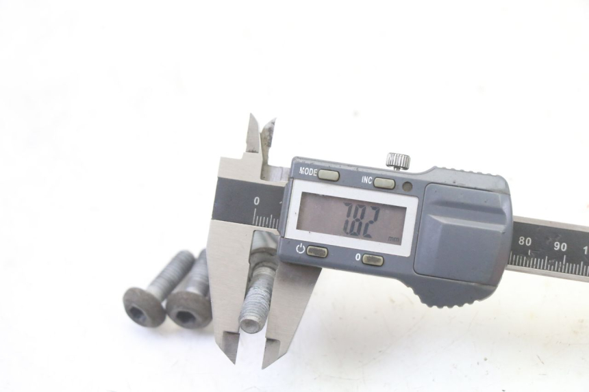 photo de BRAKE DISC BOLT YAMAHA TDM ABS 900 (2002 - 2014)