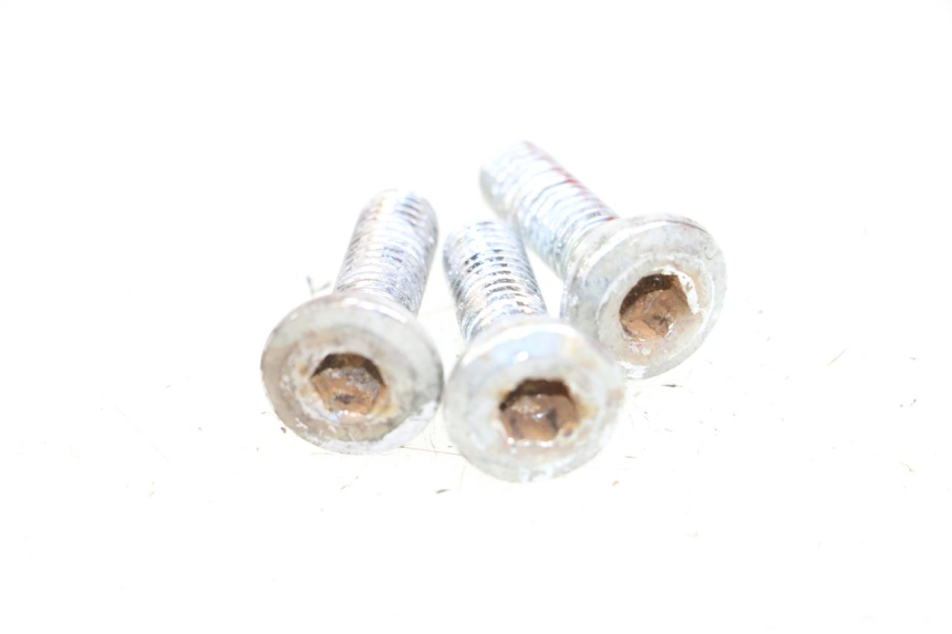 photo de BRAKE DISC BOLT BEELINE VELOCE 4T 50 (2011 - 2020)