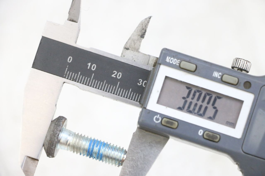 photo de BRAKE DISC BOLT YAMAHA XMAX X-MAX 125 (2006 - 2009) - Product overview