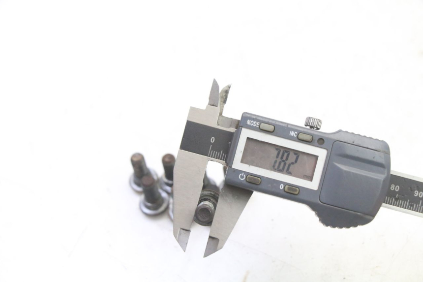 photo de BRAKE DISC BOLT YAMAHA YFM BRUIN 350 (2003 - 2009)